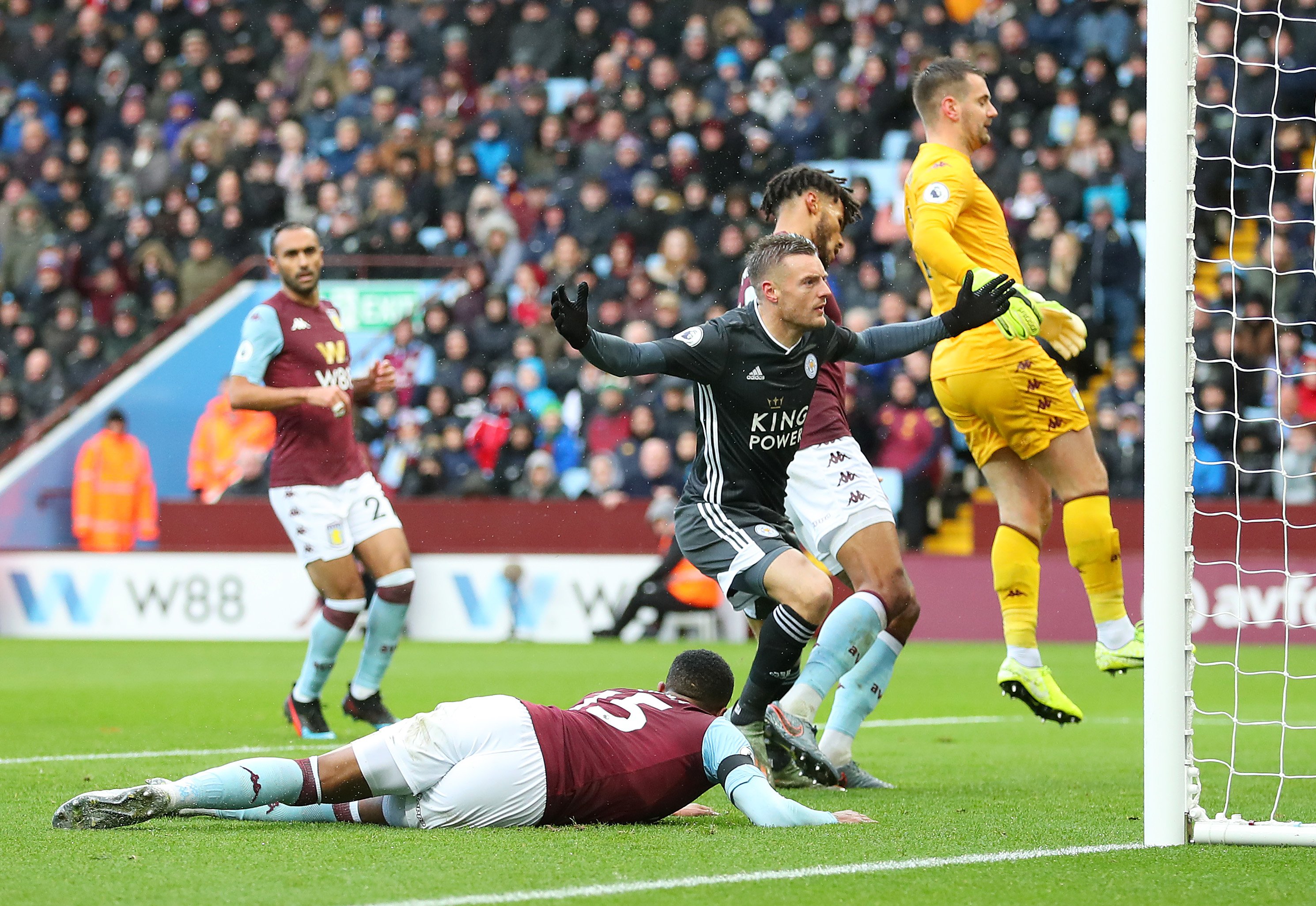 甲强队AC 甲强队AC