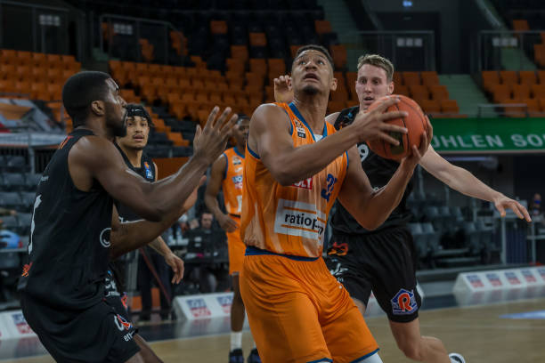 攻和定位投 攻和定位投