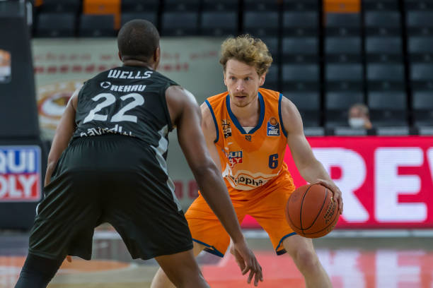 这场比赛或 这场比赛或